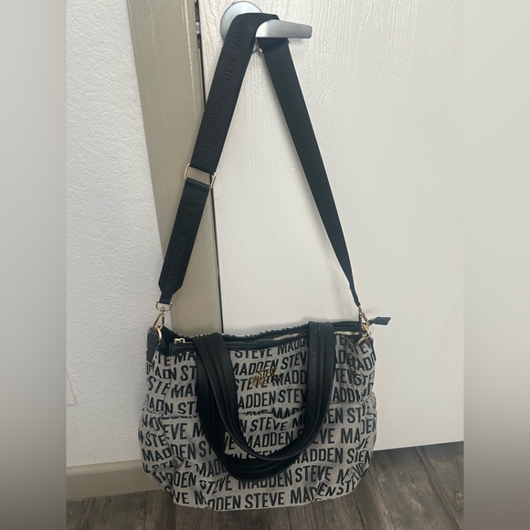 Steve Madden Handbags - Steve Madden Logo Diaper Bag Tote w/ Changing Mat - EUC